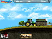 Trattori Agricoli Online - Tractor at the Farm